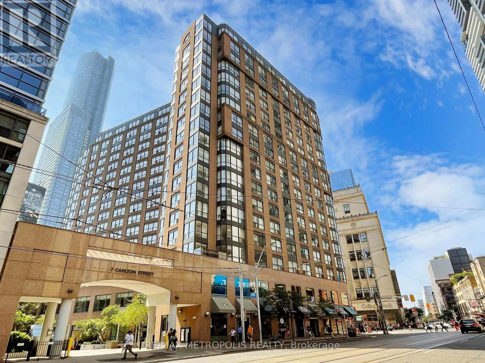 Apartment for rent: 1206 - 7 Carlton Street, Toronto, Ontario M5B 2M3