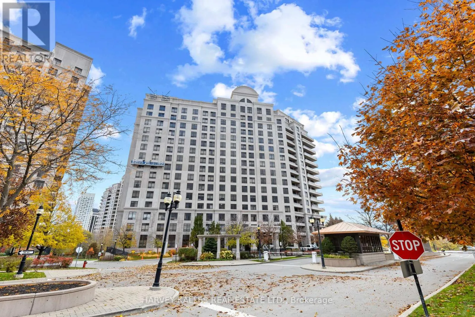 Apartment for rent: 1206 - 9235 Jane Street, Vaughan, Ontario L6A 0J8