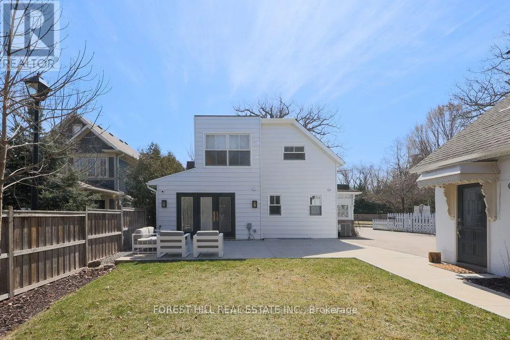 House for rent: 1207 Lorne Park-coachhous Road, Mississauga, Ontario L5H 3A7