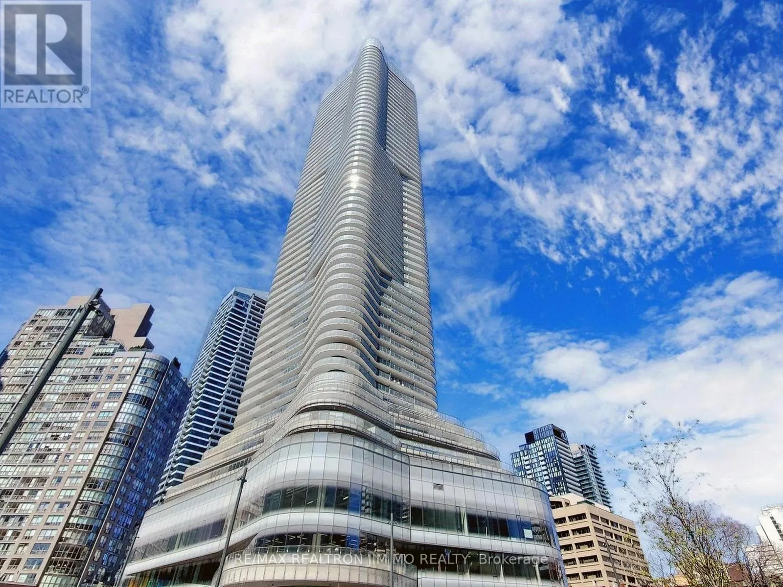 Apartment for rent: 1208 - 11 Wellesley Street W, Toronto, Ontario M4Y 0G4