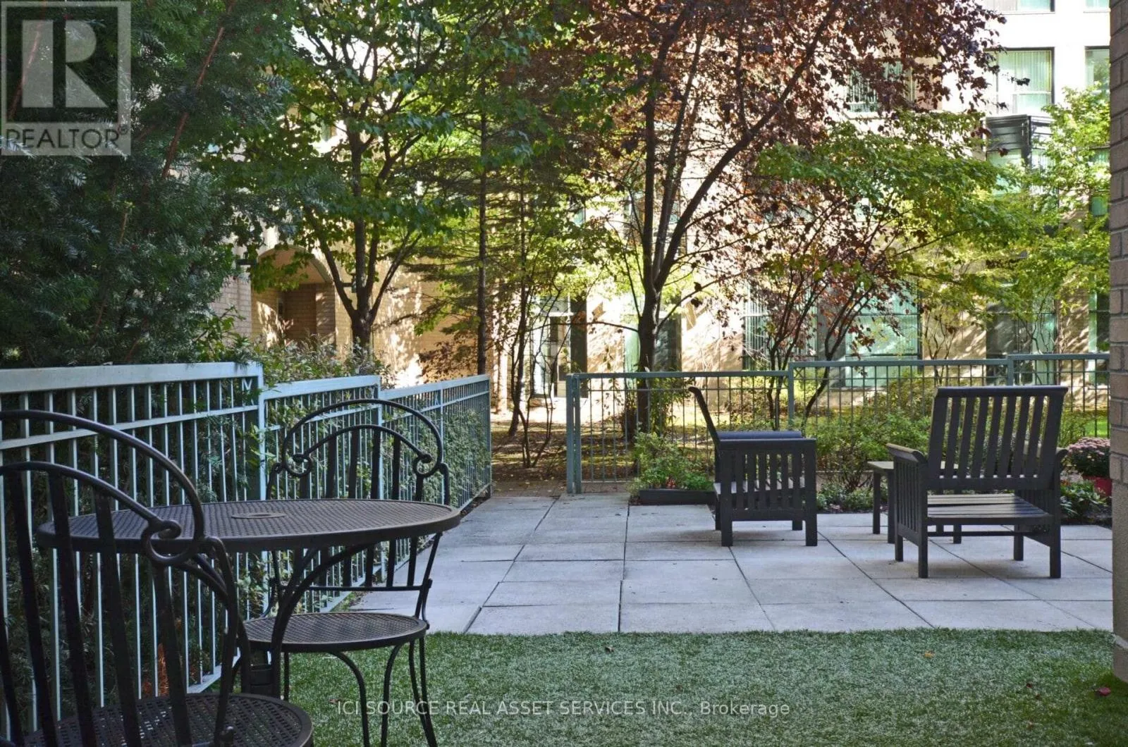 Apartment for rent: 121 - 109 Front Street E, Toronto, Ontario M5A 4P7