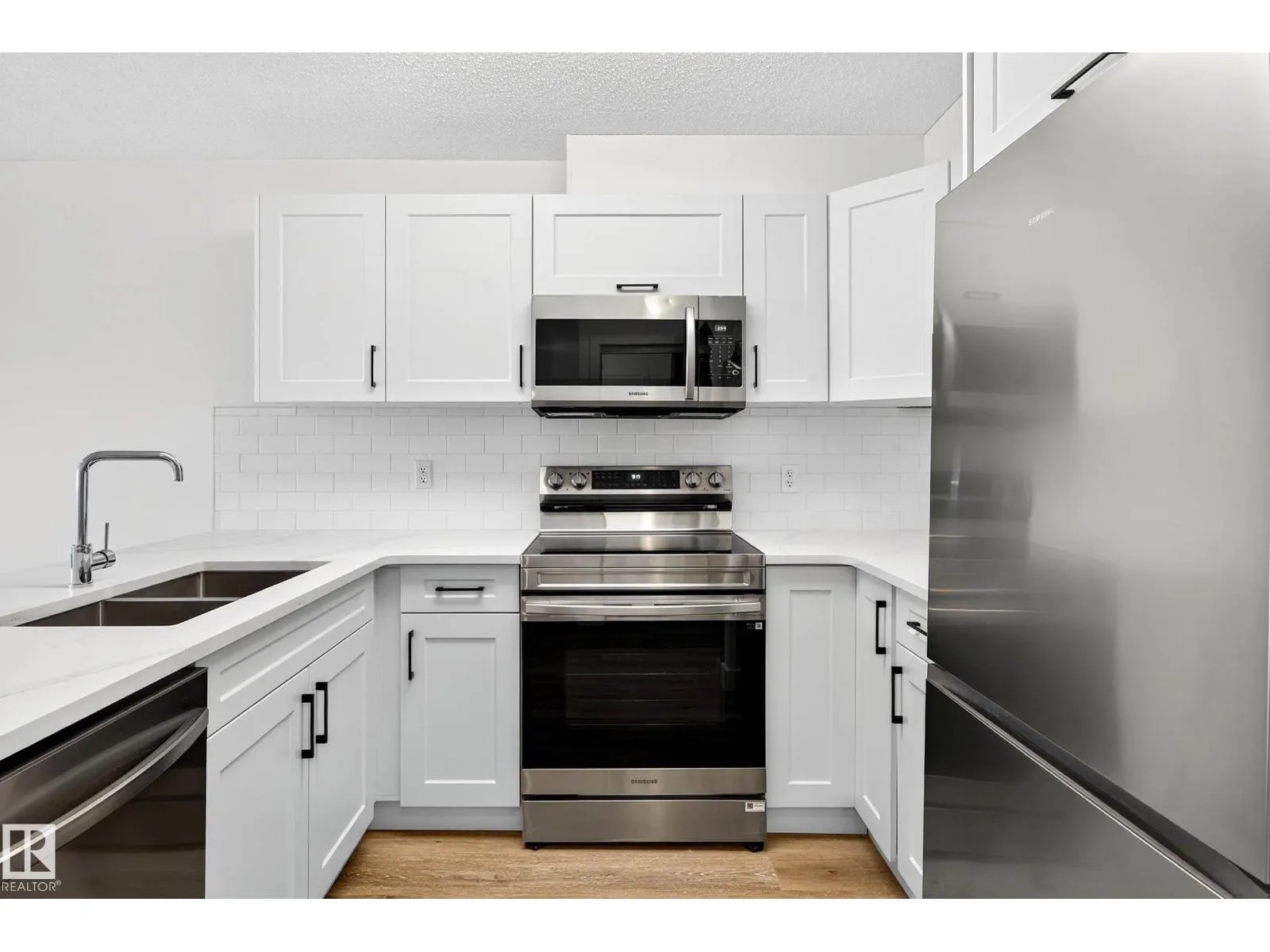 Apartment for rent: #121 17404 64 Av Nw, Edmonton, Alberta T5T 6X4