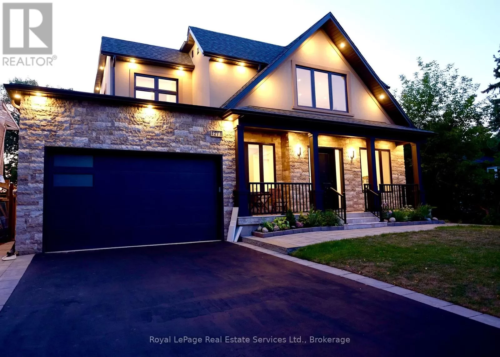 House for rent: 1211 Pinegrove Road, Oakville, Ontario L6L 2W8