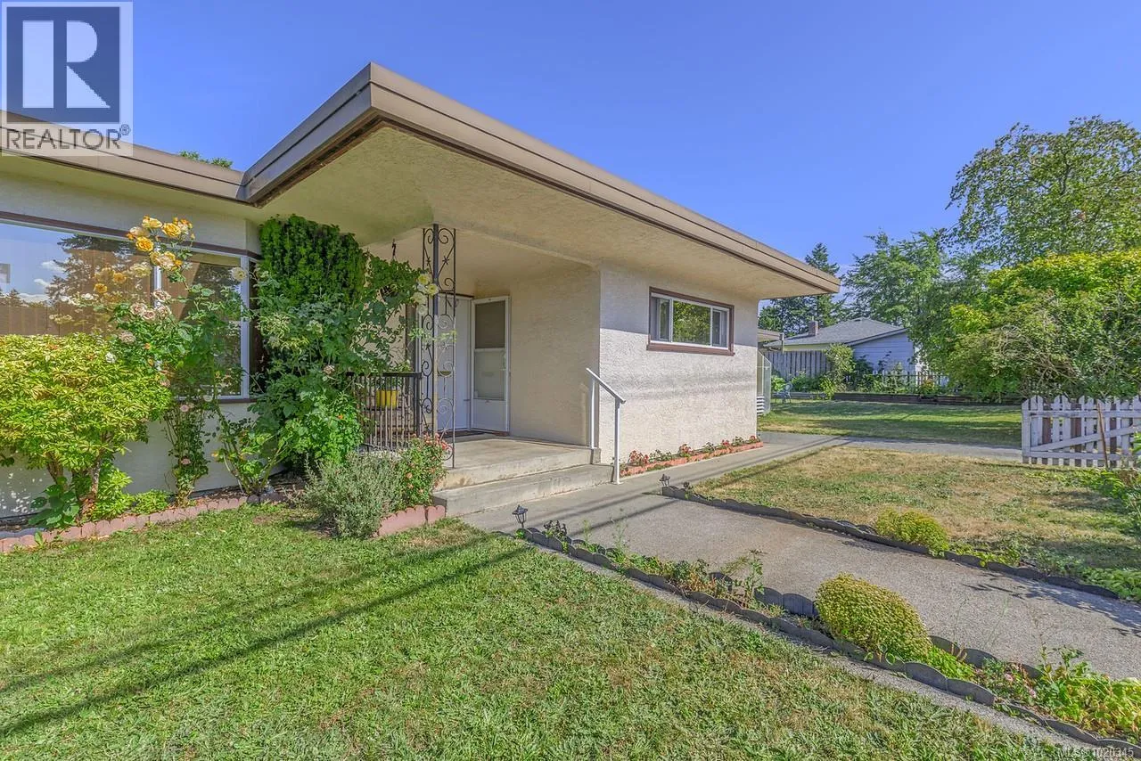 House for rent: 1212 Waddington Rd, Nanaimo, British Columbia V9S 4V5