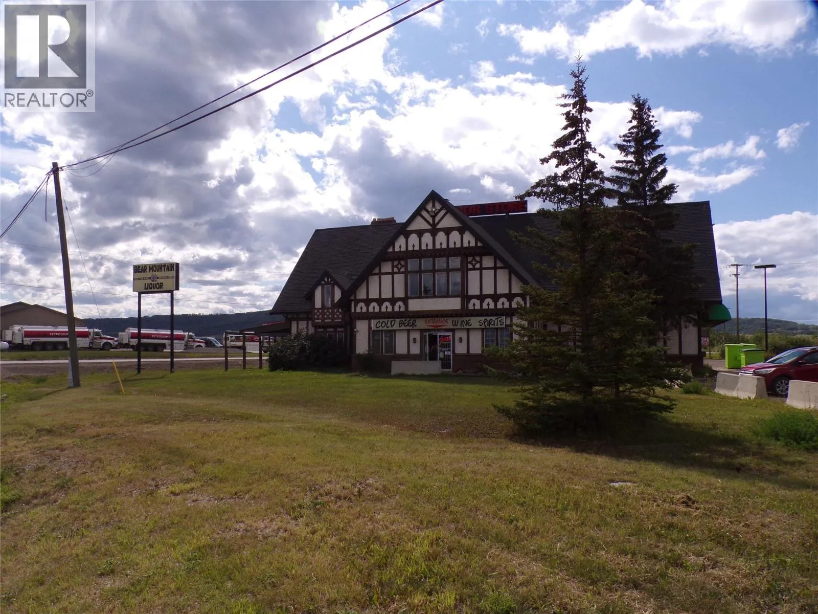 Retail for rent: 12121 8 Street, Dawson Creek, British Columbia V1G 0B8