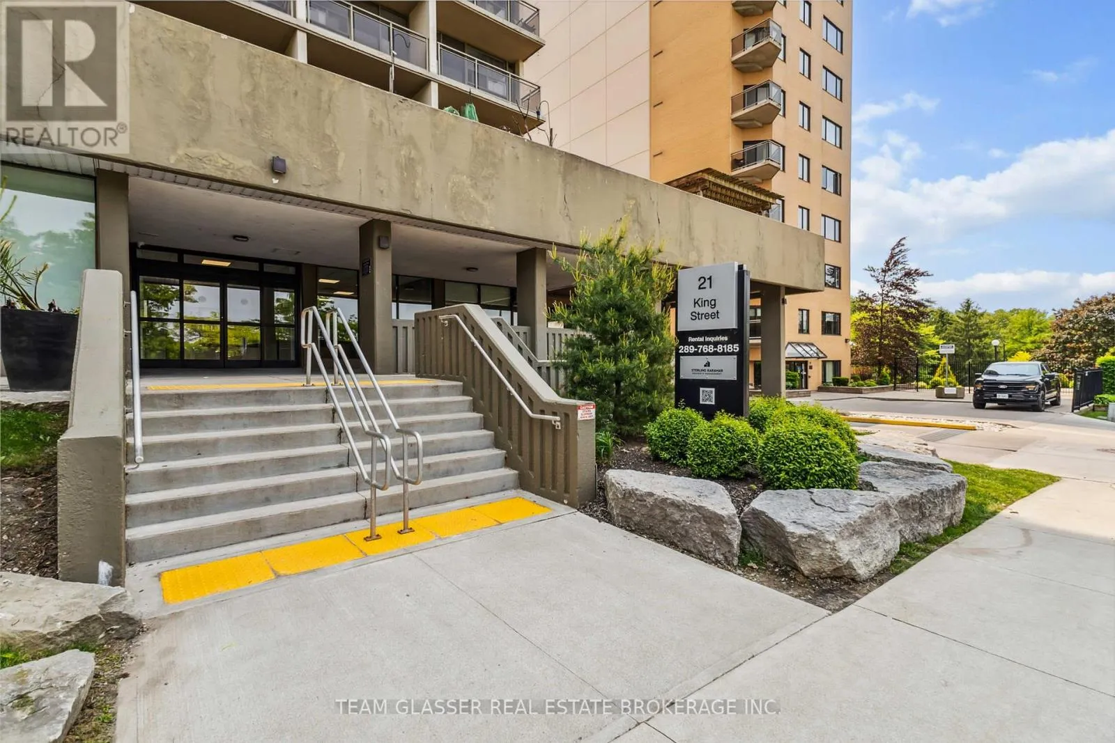 Apartment for rent: 1213 - 21 King Street, London East, Ontario N6A 5H3