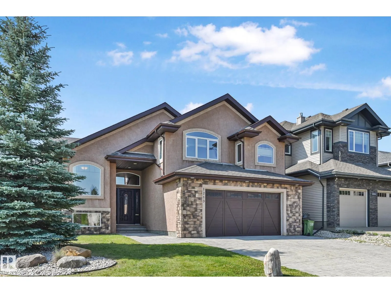 House for rent: 1213 Adamson Dr Sw, Edmonton, Alberta T6W 0V5