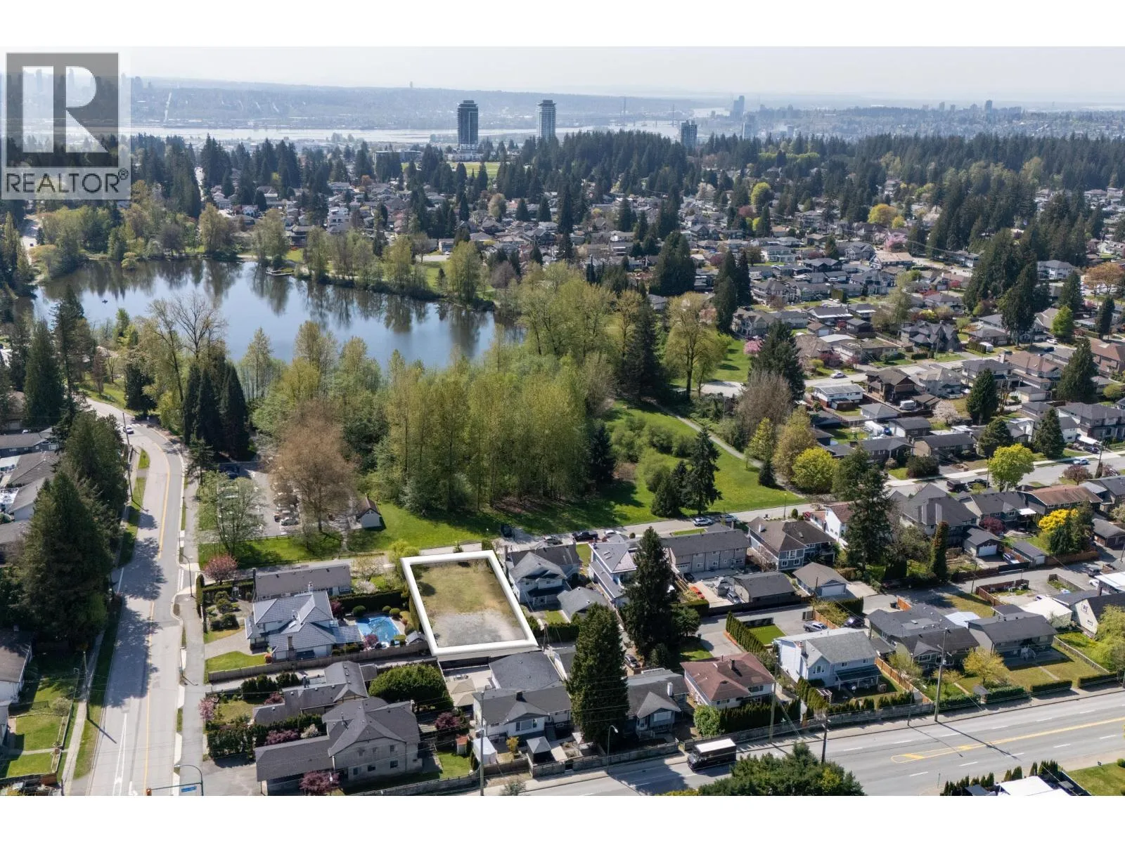 1213 Grover Avenue, Coquitlam, British Columbia V3J 3E9