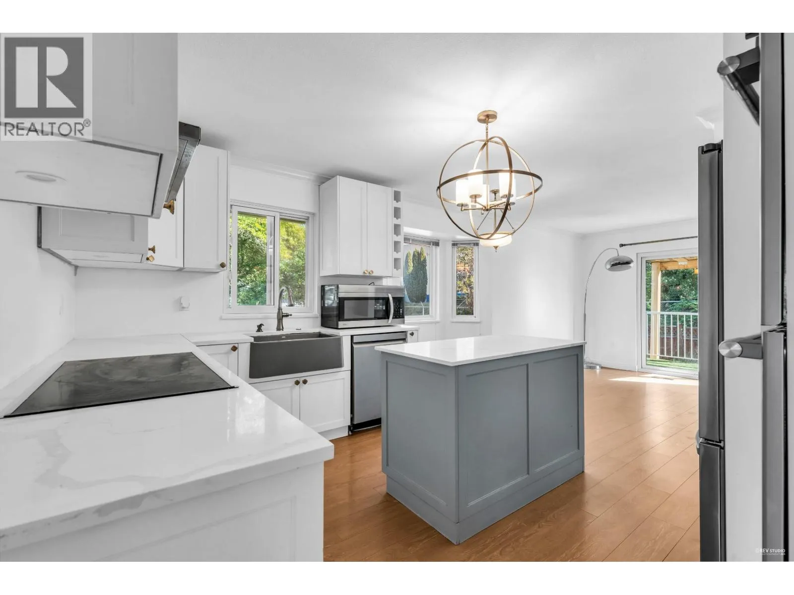 House for rent: 12150 Chestnut Crescent, Pitt Meadows, British Columbia V3Y 2C6