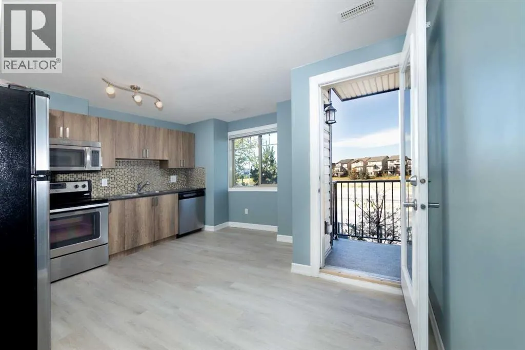 Row / Townhouse for rent: 1218, 121 Copperpond Common Se, Calgary, Alberta T2Z 5B6