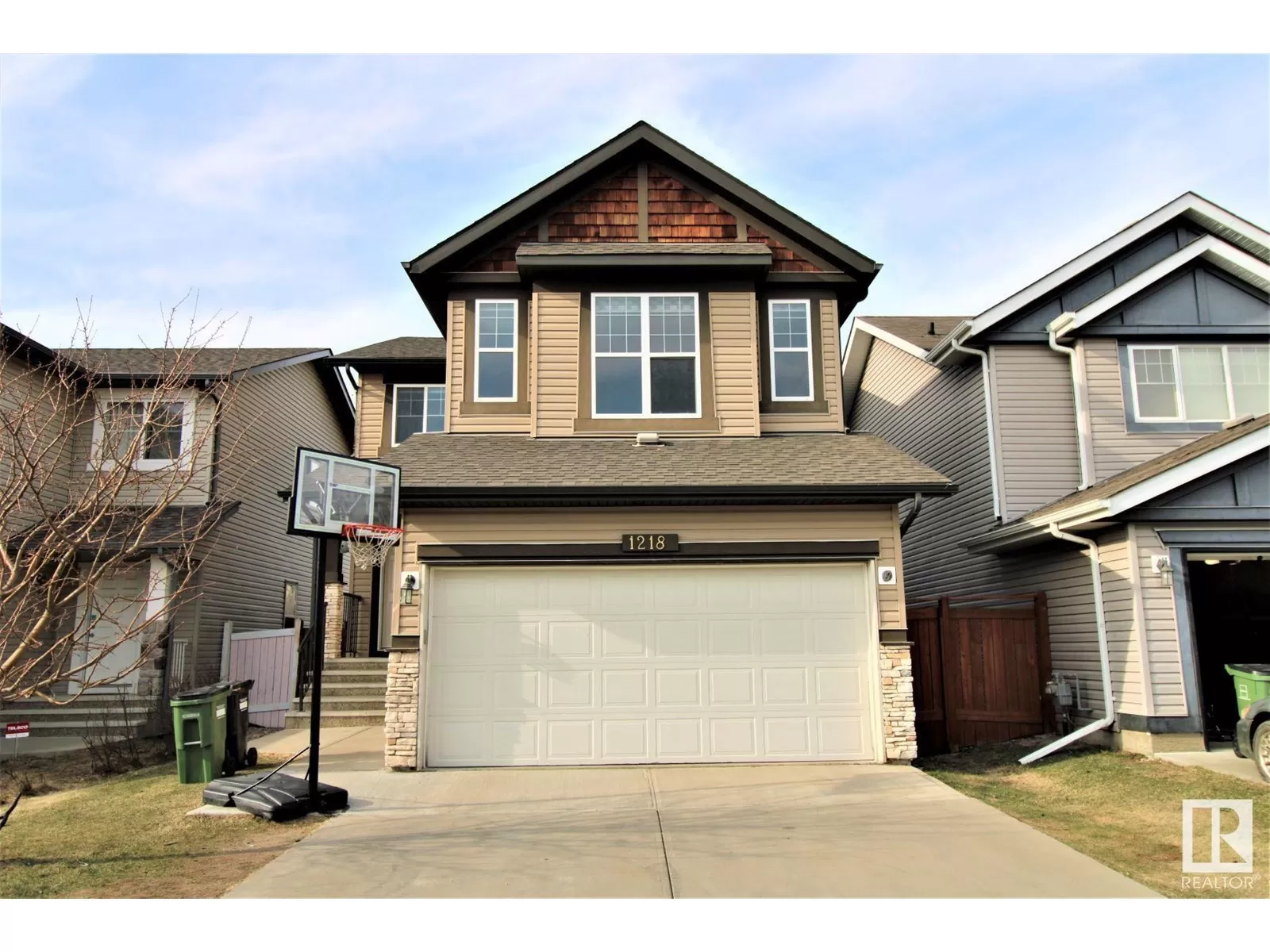 House for rent: 1218 37 Av Nw Nw, Edmonton, Alberta T6T 0J5