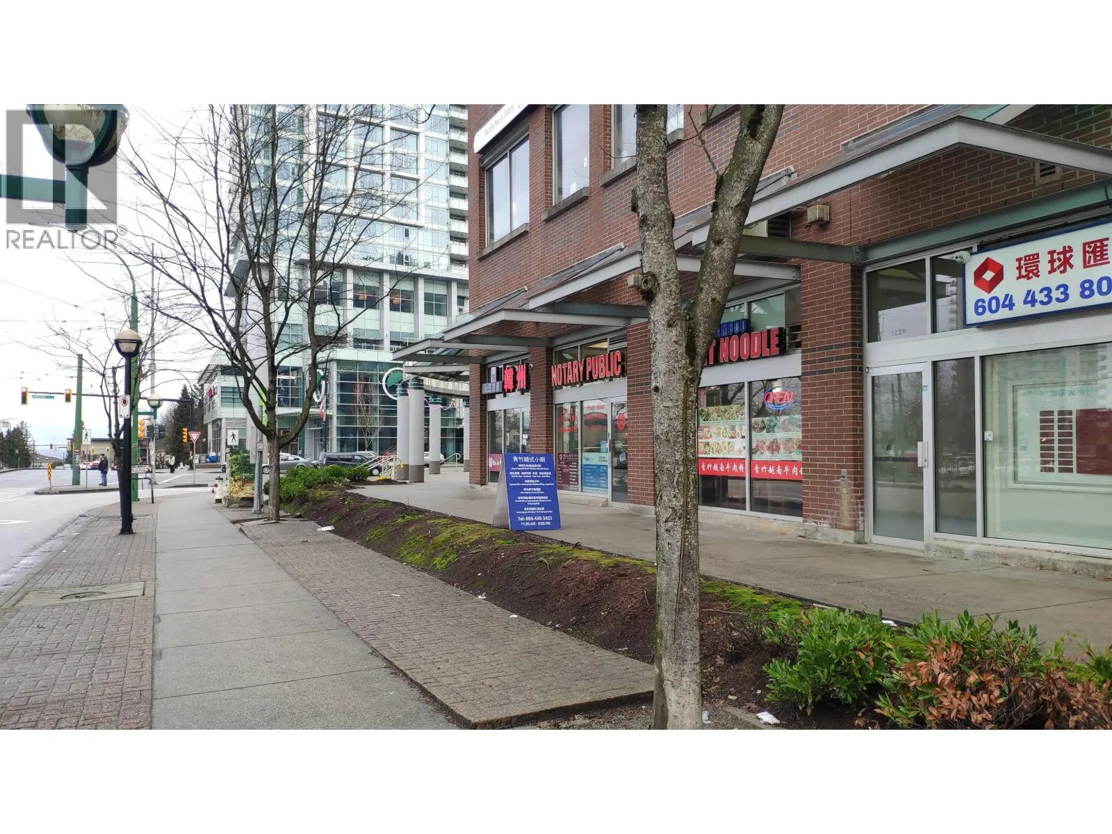 1219 4500 Kingsway, Burnaby, British Columbia V5H 2A9