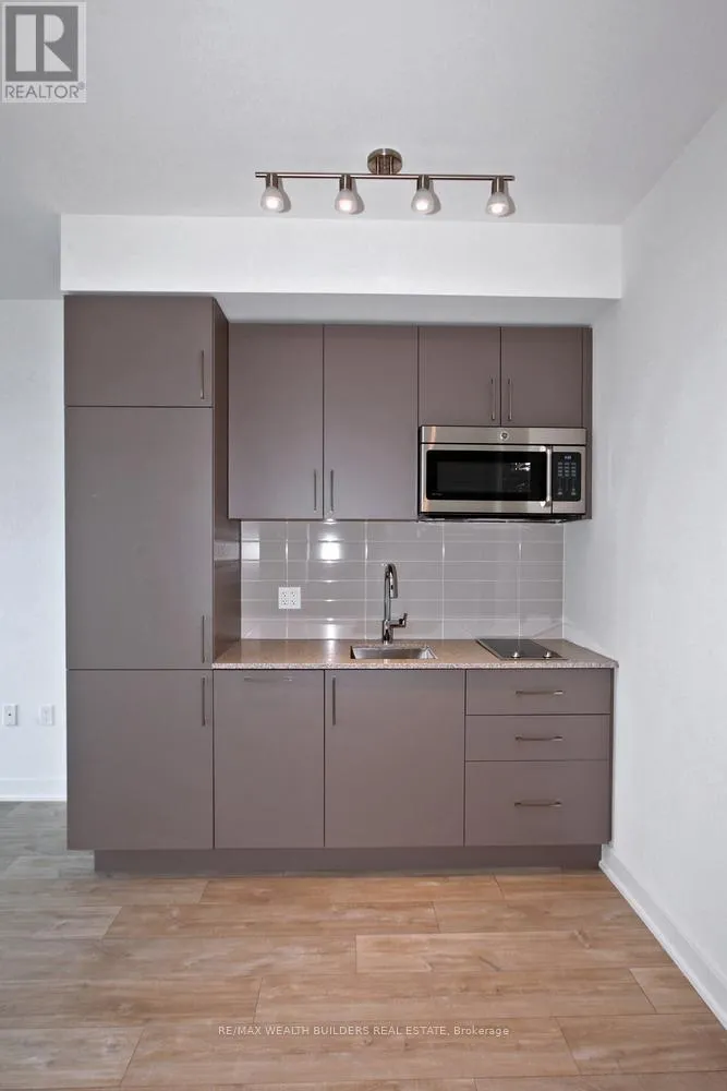 Apartment for rent: 1219e - 576 Front Street W, Toronto, Ontario M5V 1C1