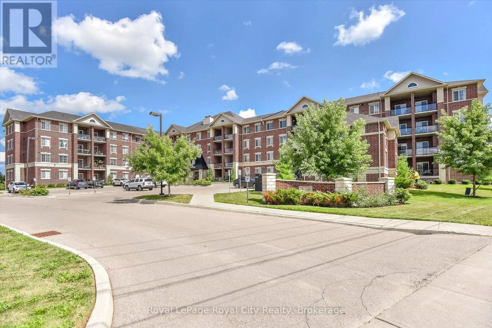 Apartment for rent: 122 - 1440 Gordon Street, Guelph, Ontario N1L 1C8