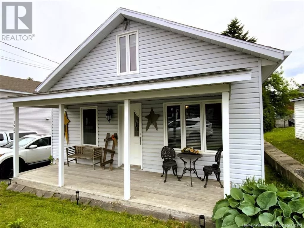 House for rent: 122 35e Avenue, Edmundston, New Brunswick E3V 2V3