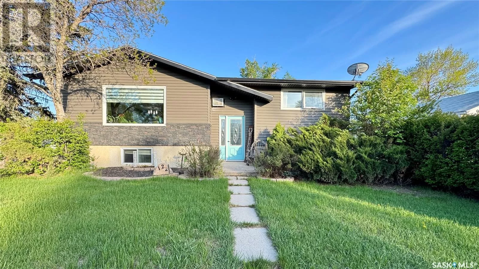 House for rent: 122 Hamilton Street, Davidson, Saskatchewan S0G 1A0