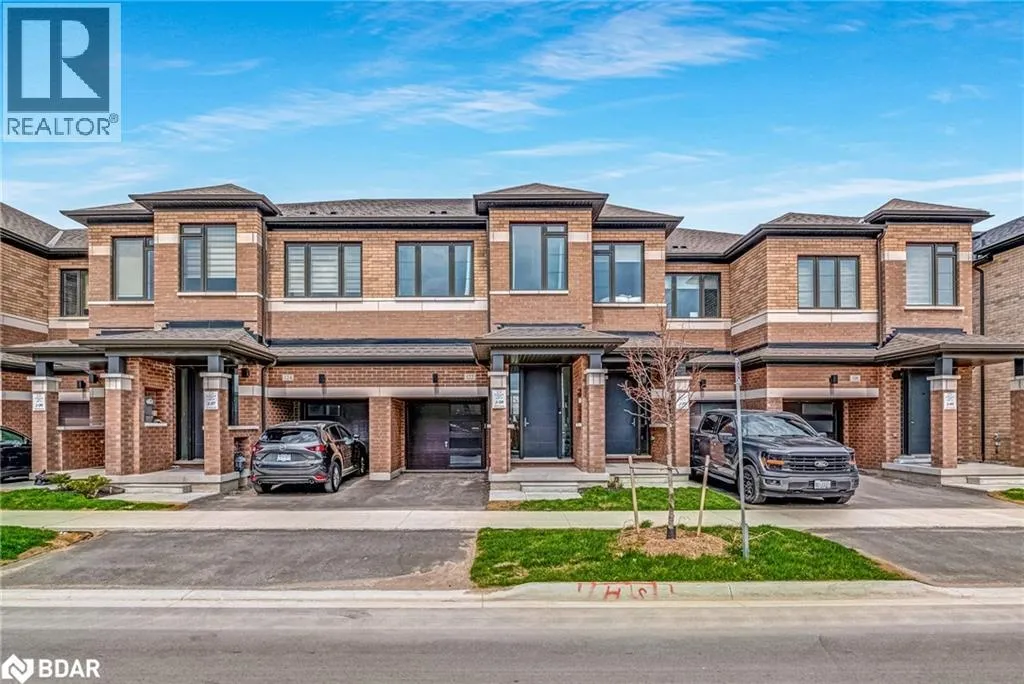 Row / Townhouse for rent: 122 Turnberry Lane, Barrie, Ontario L9J 0M3