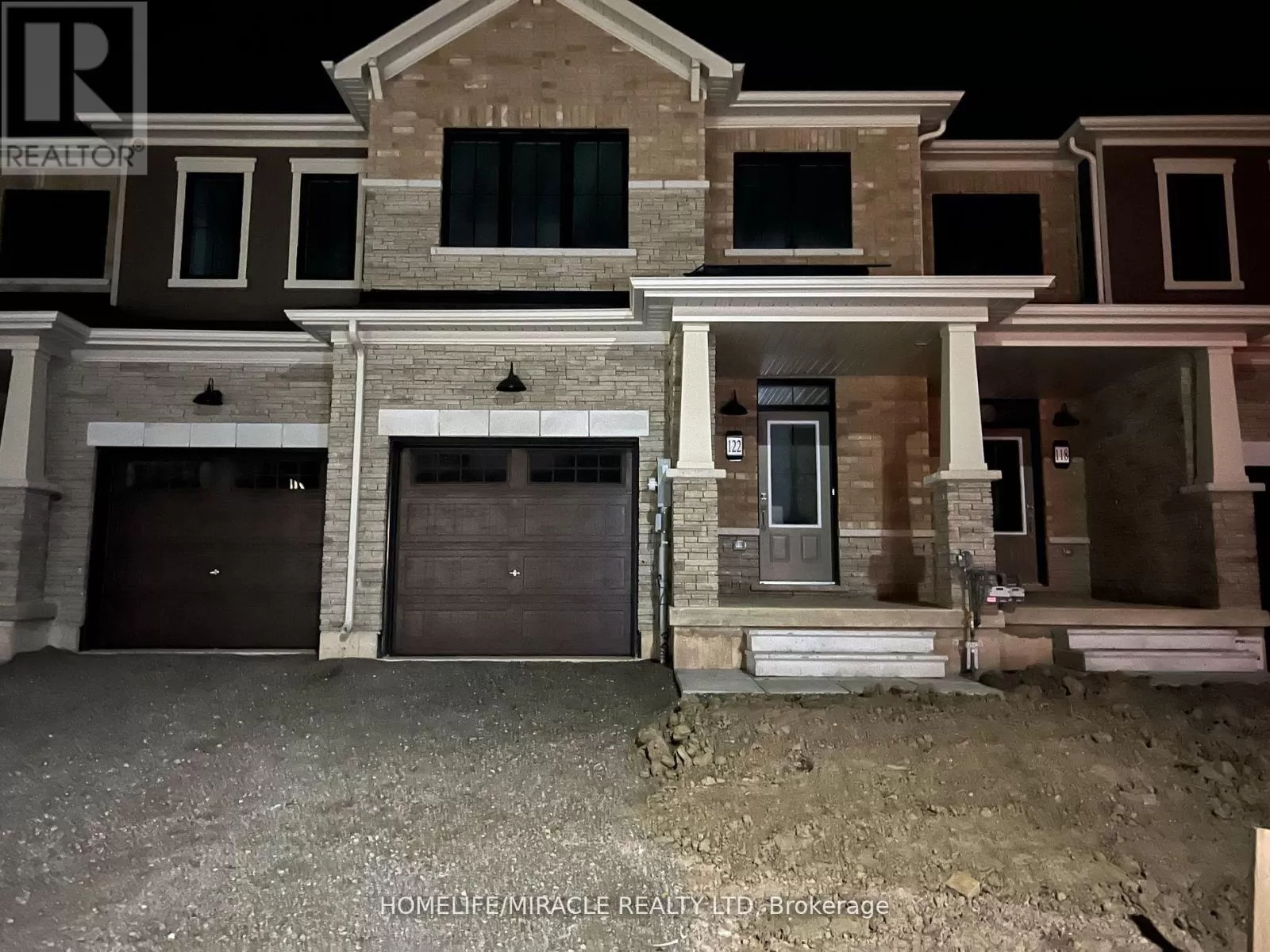 Row / Townhouse for rent: 122 Varsity Drive, Welland, Ontario L3B 0N3