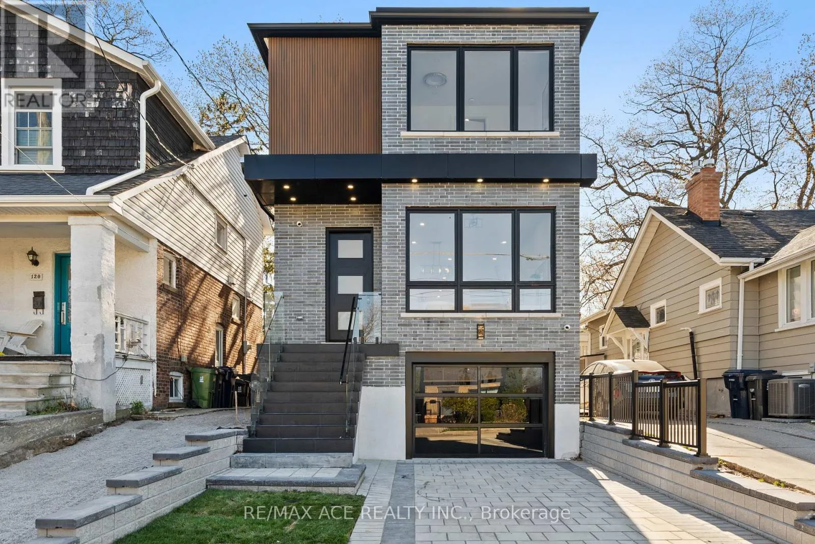 House for rent: 122 Warden Avenue, Toronto, Ontario M1N 2Z4