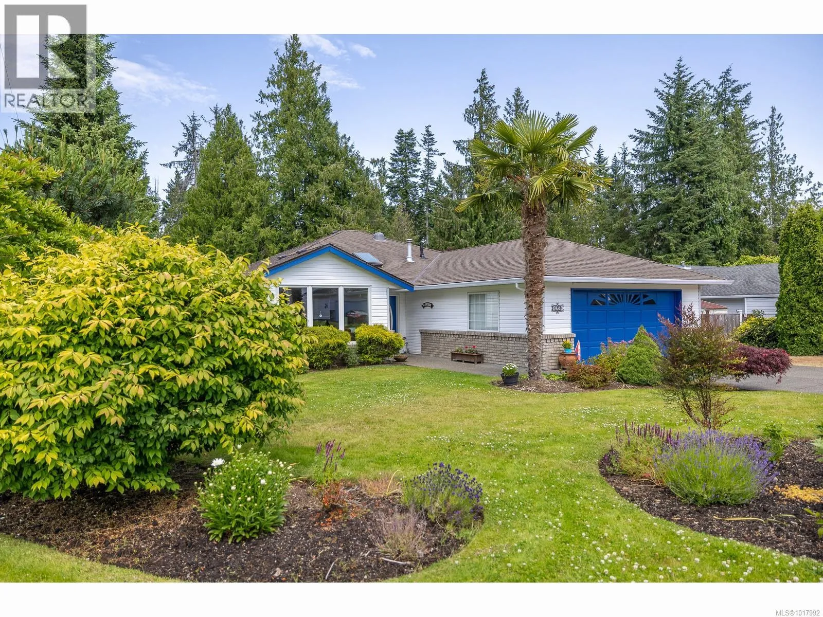 House for rent: 1221 Green Close, Qualicum Beach, British Columbia V9K 2M3