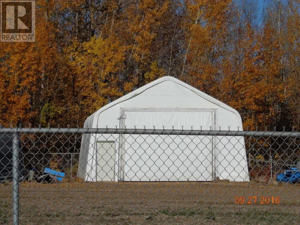 Commercial Mix for rent: 12216 96 Street, High Level, Alberta T0H 1Z0