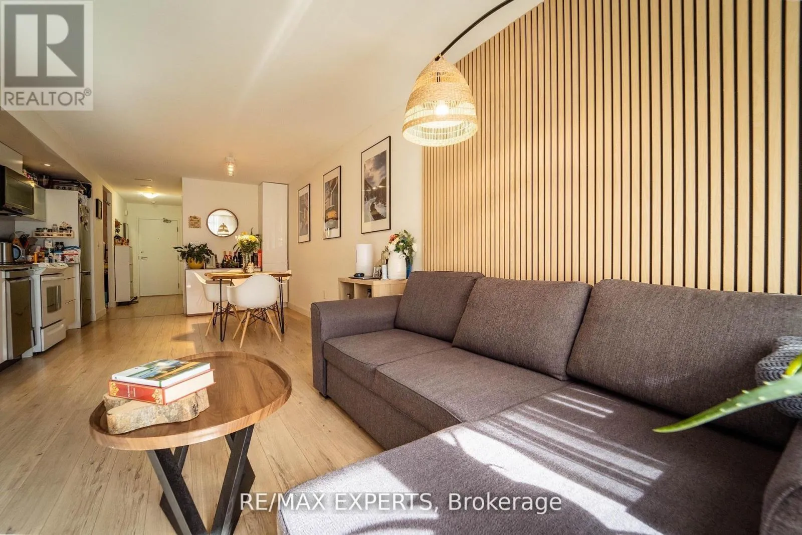 Apartment for rent: 1223 - 4k Spadina Avenue, Toronto, Ontario M5V 3Y9