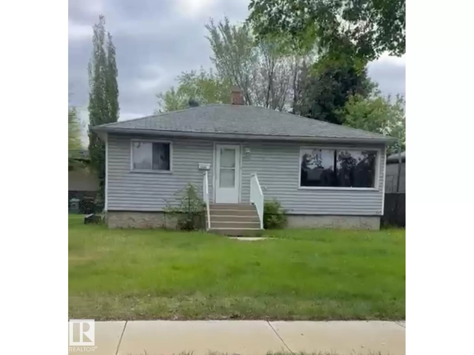 House for rent: 12245 81 St Nw, Edmonton, Alberta T5B 2T2