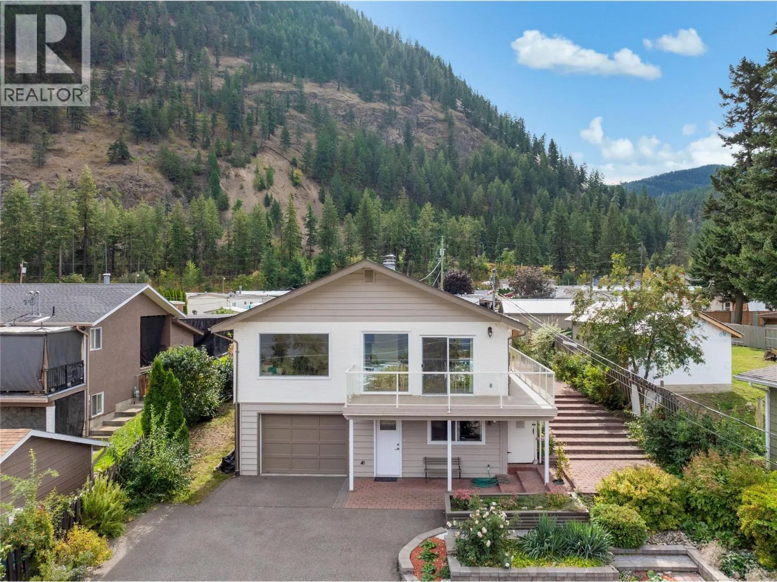 House for rent: 1225 Bay Drive, Chase, British Columbia V0E 1M0