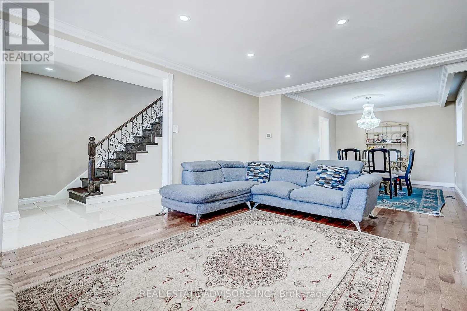 House for rent: 1228 Jane Street N, Toronto, Ontario M6M 4X7