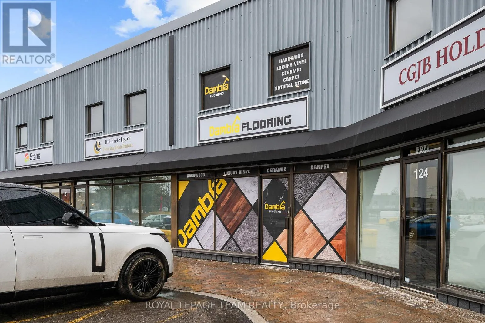 123 - 15 Capella Court, Ottawa, Ontario K2E 7X1