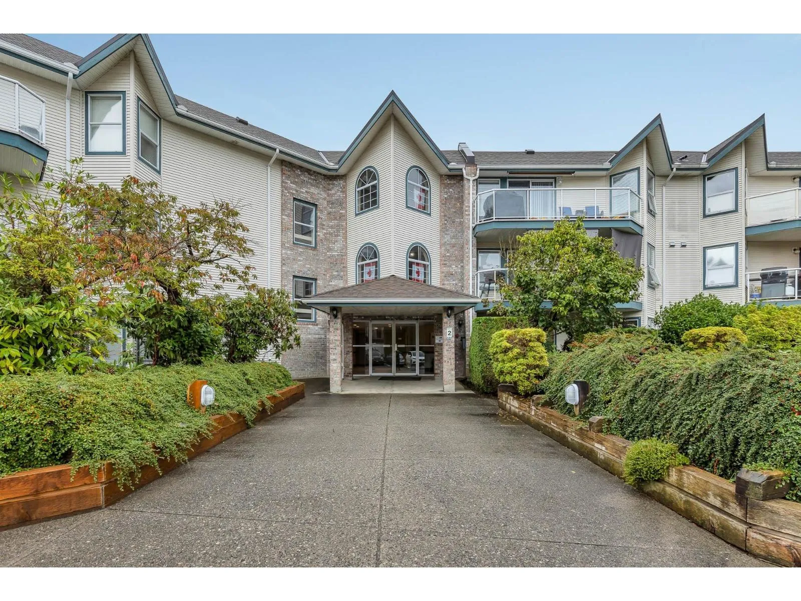 Apartment for rent: 123 27358 32 Avenue, Langley, British Columbia V4W 3M5