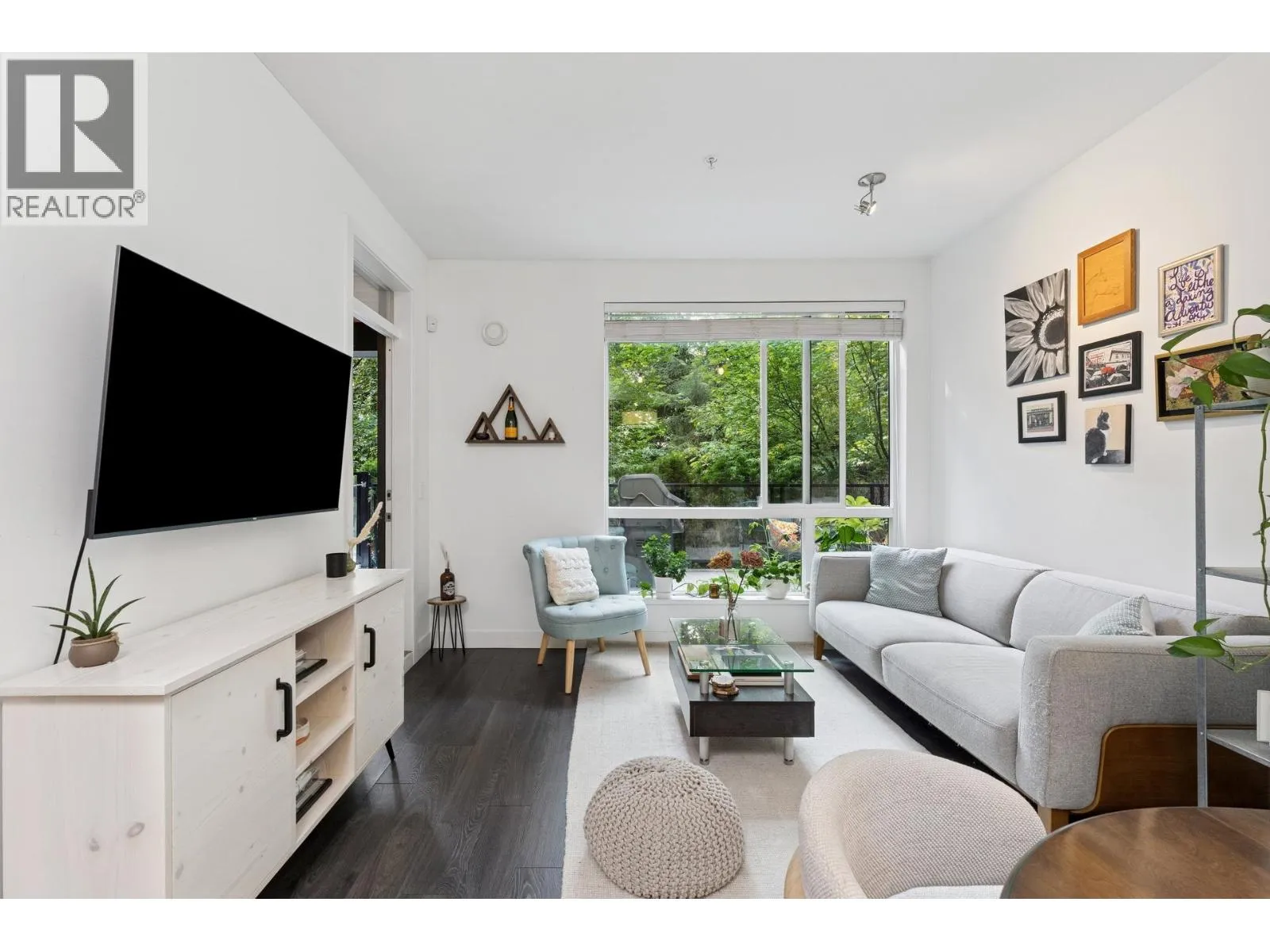 Apartment for rent: 123 723 W 3rd Street, North Vancouver, British Columbia V7M 0E4