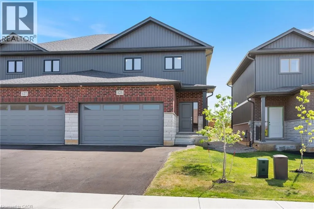 House for rent: 123 Amber Street, Waterford, Ontario N0E 1Y0