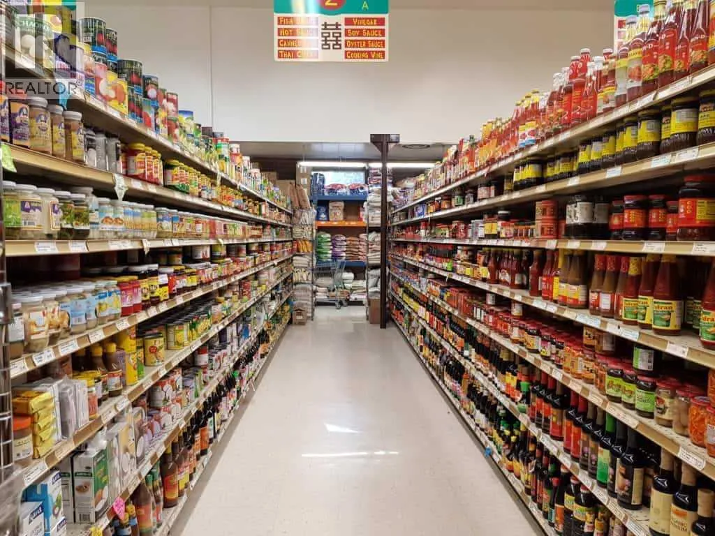 Retail for rent: 123 Any  Nw, Calgary, Alberta T3K 0R2