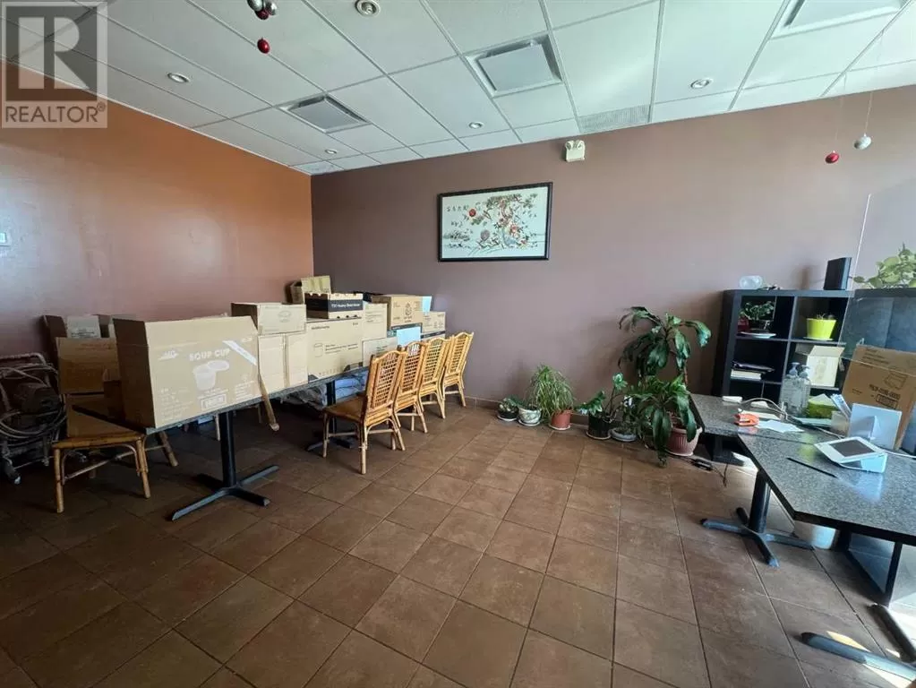 123 Any Street, Calgary, Alberta T2X 0R3