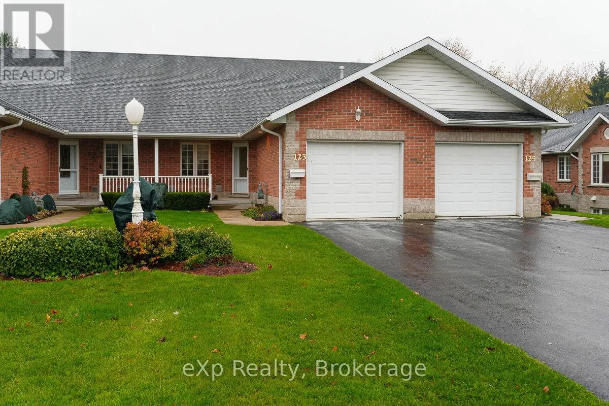 Row / Townhouse for rent: 123 Church Street N, Wellington North, Ontario N0G 2L2