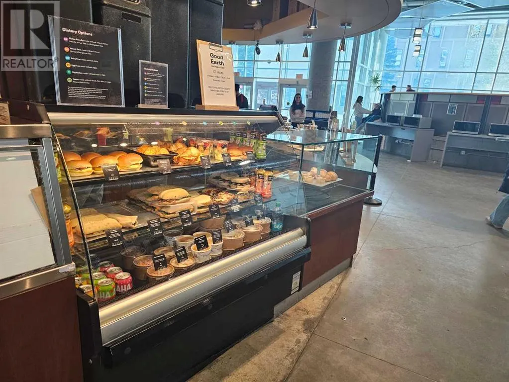 Retail for rent: 123 Commercial Street Court, Calgary, Alberta T2N 1N4