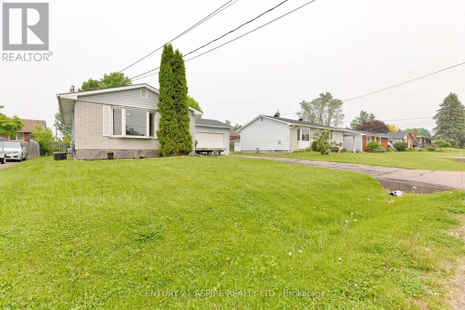 House for rent: 123 Ellis Avenue, Pembroke, Ontario K8A 2H7