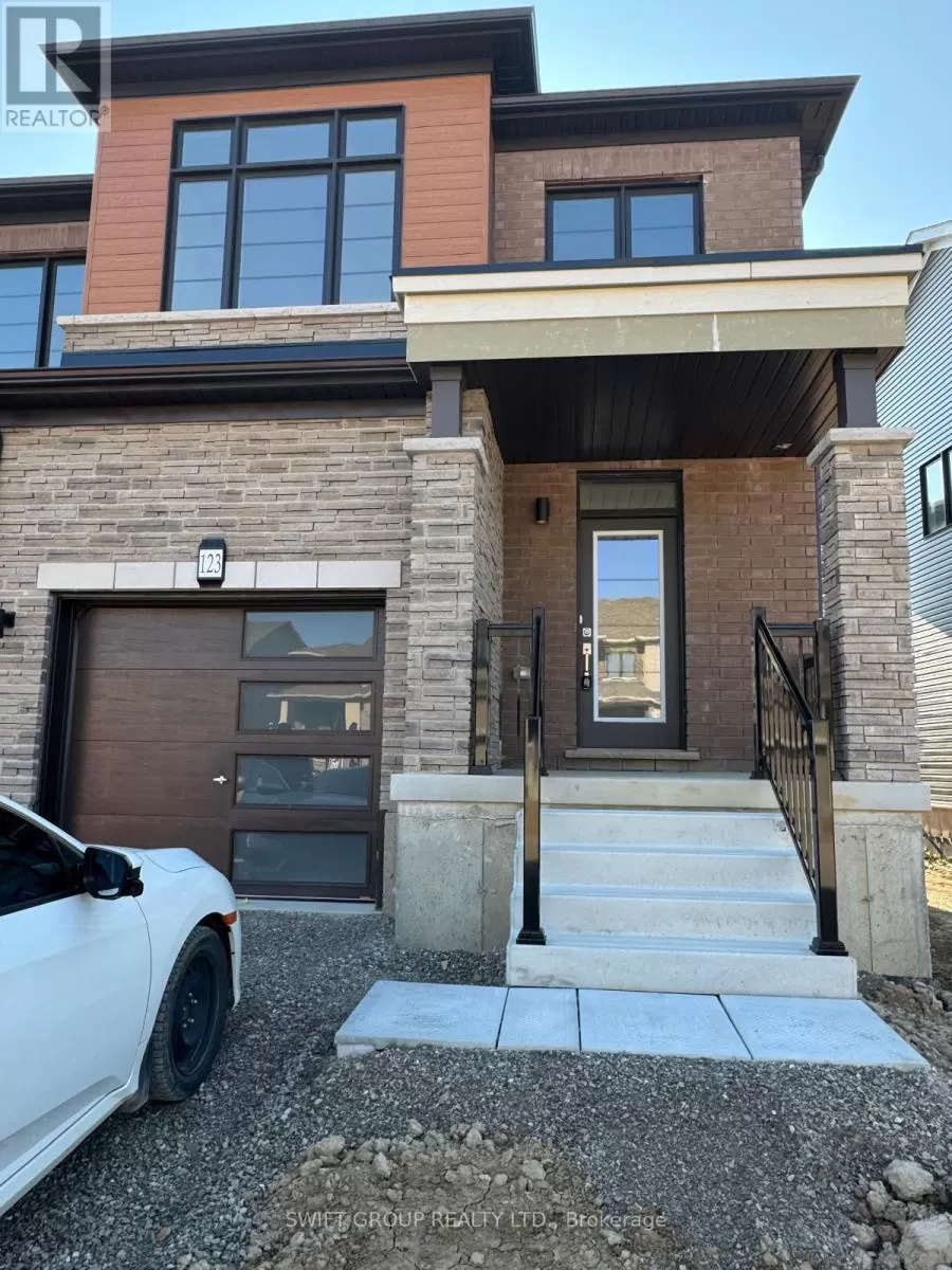 Row / Townhouse for rent: 123 Granville Crescent, Haldimand, Ontario N3W 0J8