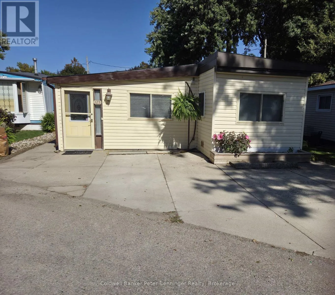 Mobile Home for rent: 123 Scott Street, Woolwich, Ontario N2J 4G8