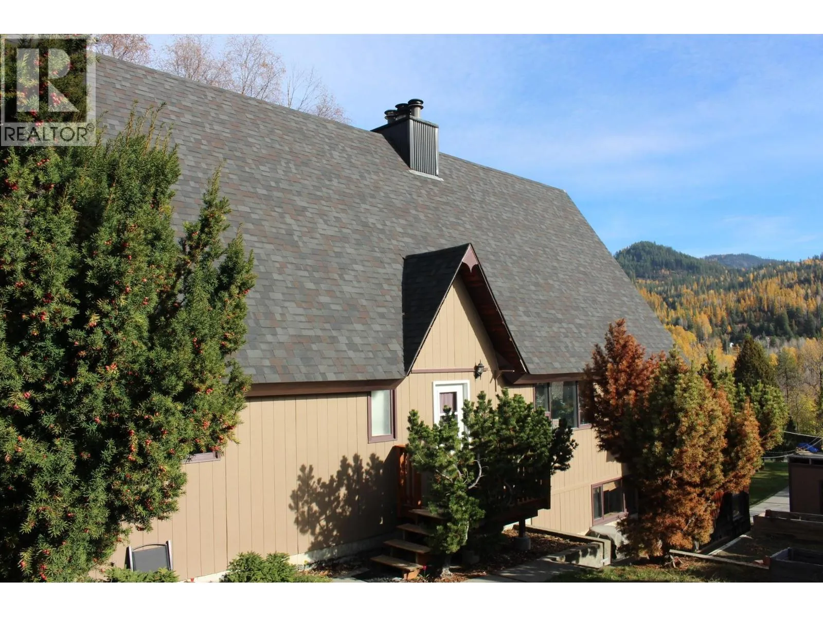 House for rent: 1230 Fox Road, Montrose, British Columbia V0G 1P0