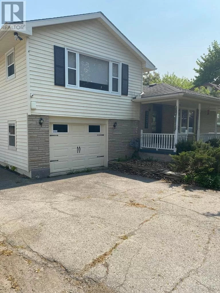 House for rent: 1231 Sunningdale Road E, London North, Ontario N5X 4B1