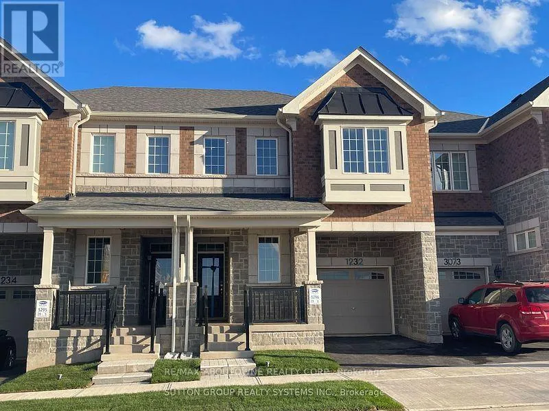 Row / Townhouse for rent: 1232 Wheat Boom Drive, Oakville, Ontario L6H 7Y3