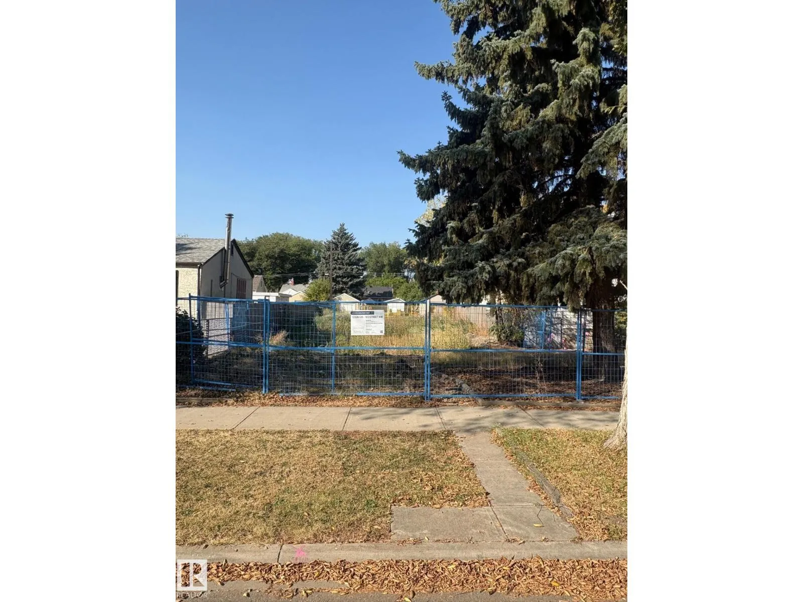 No Building for rent: 12326 103 St Nw, Edmonton, Alberta T5G 2K3
