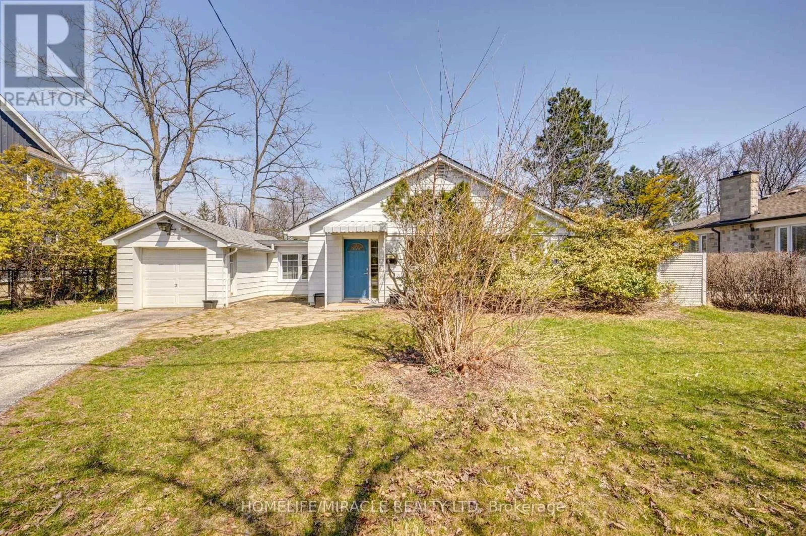 House for rent: 1235 Old River Road, Mississauga, Ontario L5G 3G2