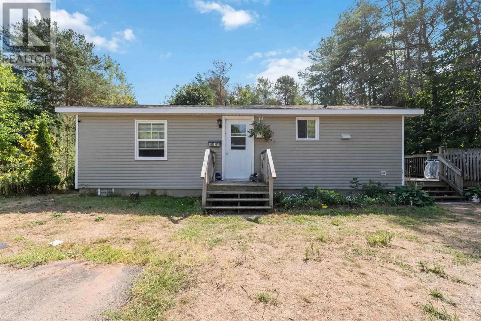 House for rent: 1235 Schofield Road, North Kentville, Nova Scotia B4N 2X3