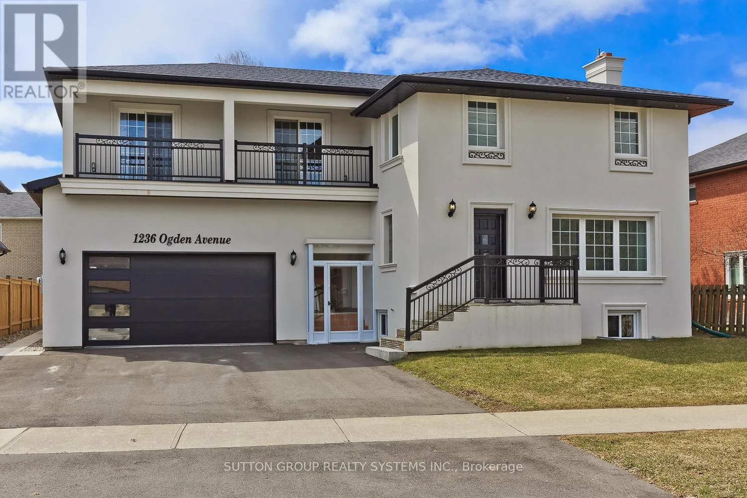 House for rent: 1236 Ogden Avenue, Mississauga, Ontario L5E 2H4