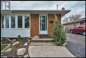 House for rent: 124 Dorchester Boulevard, St. Catharines, Ontario L2M 6B9