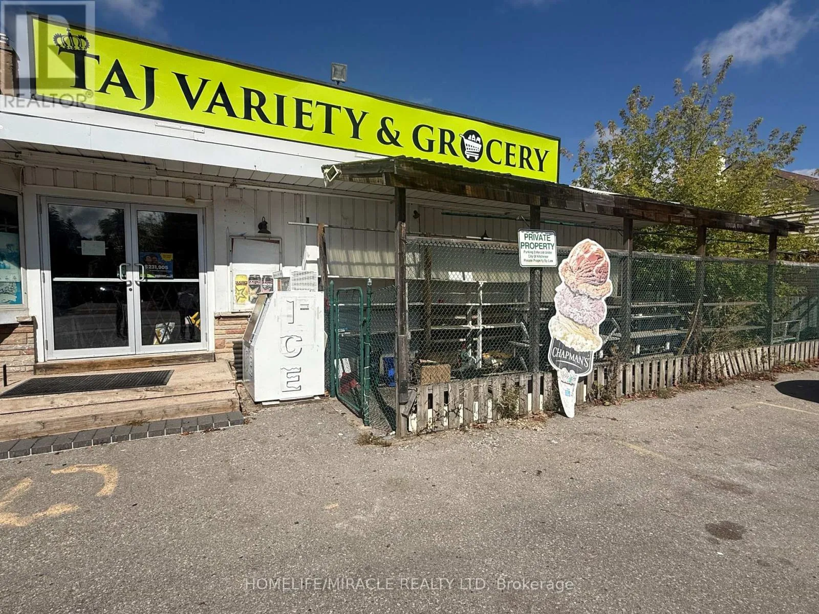 124 Hoffman Street, Kitchener, Ontario N2M 3N1