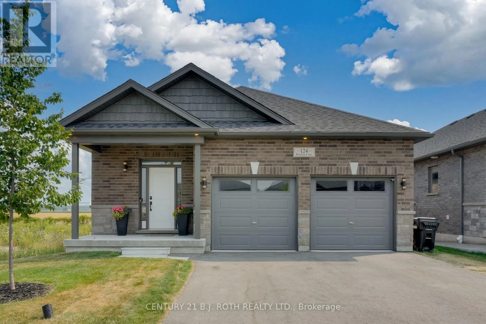 House for rent: 124 Ritchie Crescent, Springwater, Ontario L0L 1P0